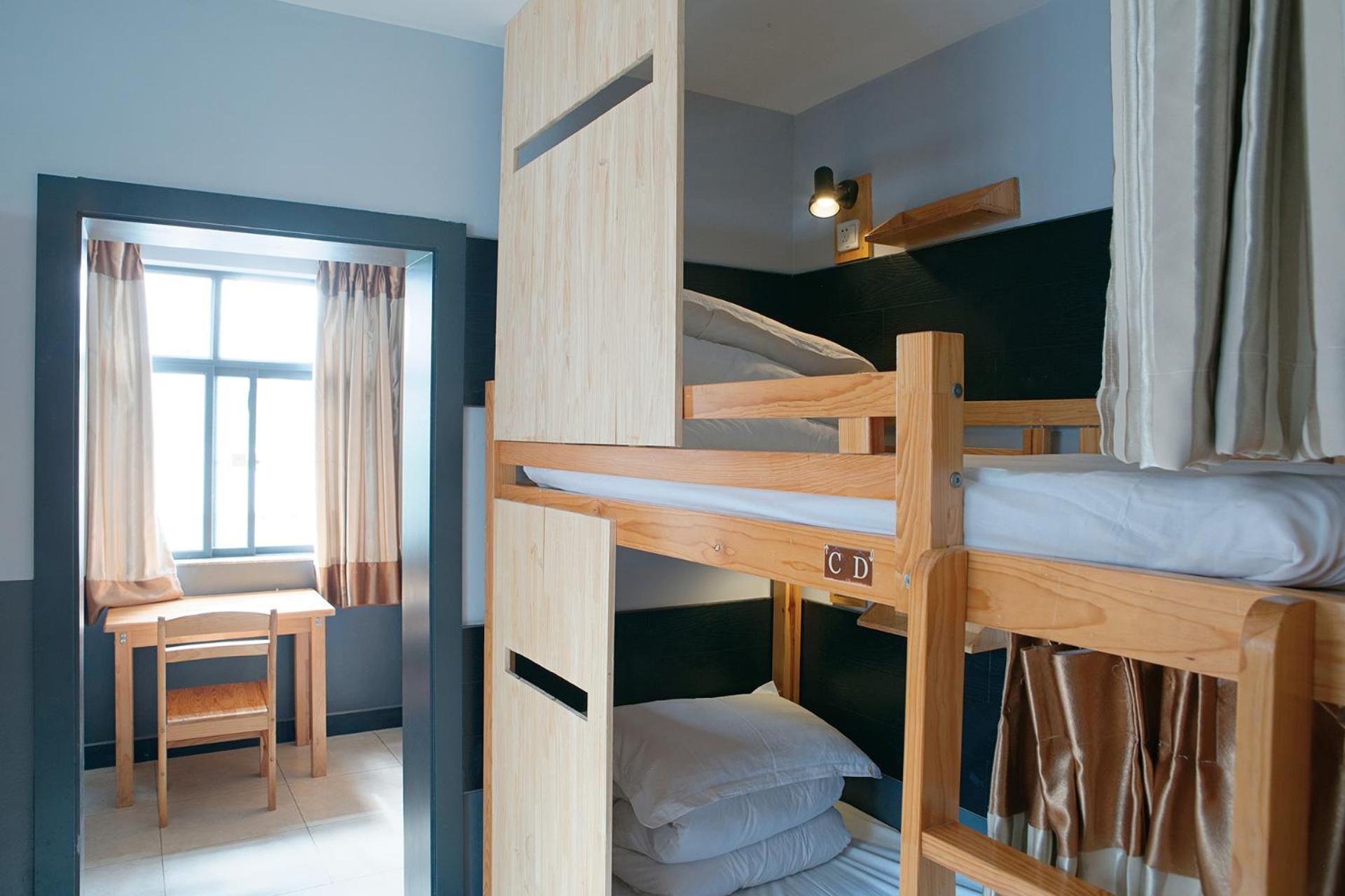 Kunming Upland International Youth Hostel Near The City Center ,2 Mins Walk To The Subway, 2 Mins Walk To The Green Lake, Close To Yuan Tong Temple, Old Street, Yunnan University, Convenient Payment And Visa Cards Are Accepted Bagian luar foto