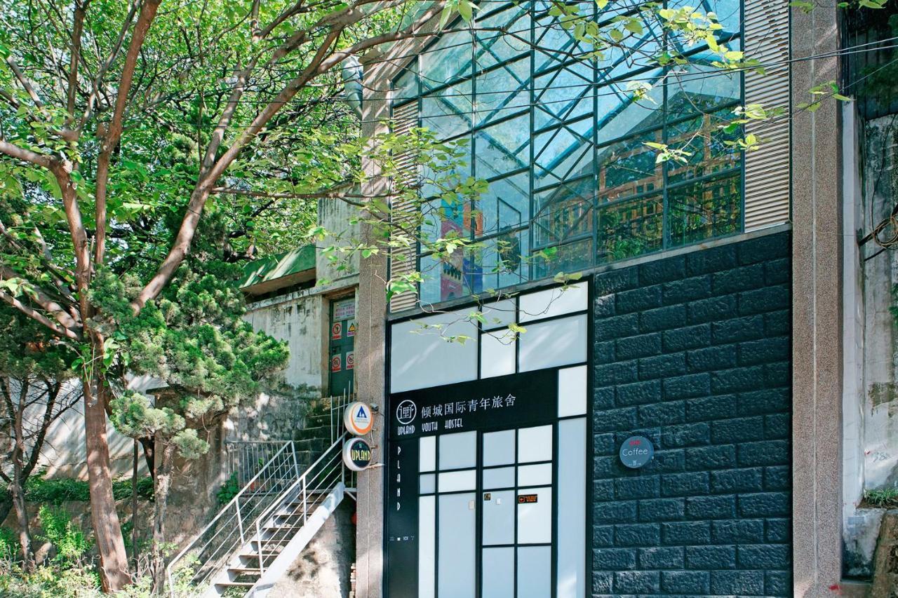 Kunming Upland International Youth Hostel Near The City Center ,2 Mins Walk To The Subway, 2 Mins Walk To The Green Lake, Close To Yuan Tong Temple, Old Street, Yunnan University, Convenient Payment And Visa Cards Are Accepted Bagian luar foto